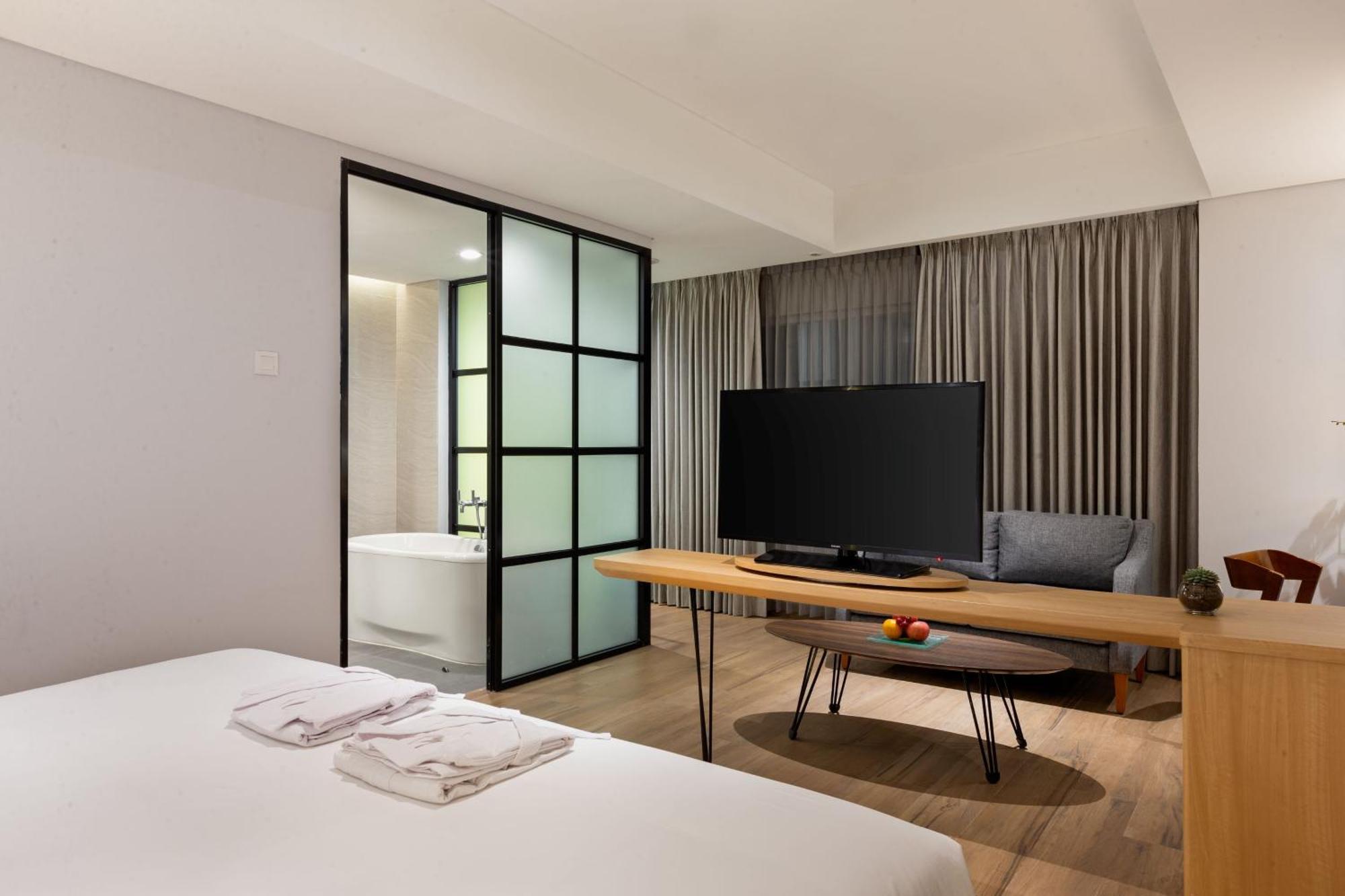 Hotel Santika Pasir Koja Bandung Exterior photo